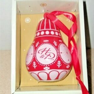Harry & David Red Pear Shaped 1st Edition Keepsake Christmas Ornament